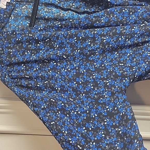 Parker-Long Sleeve Tie Crop Front Blouse, Blue-Size Medium - Picture 10 of 16